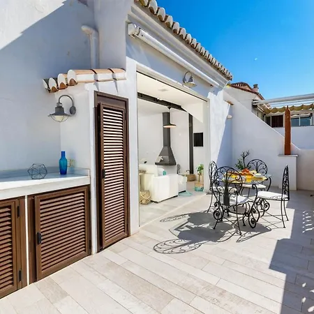 Noemi Centro Penthouse In By Solaga Homes *